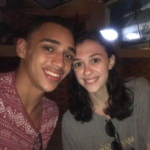 Meet your Posher, Kayla